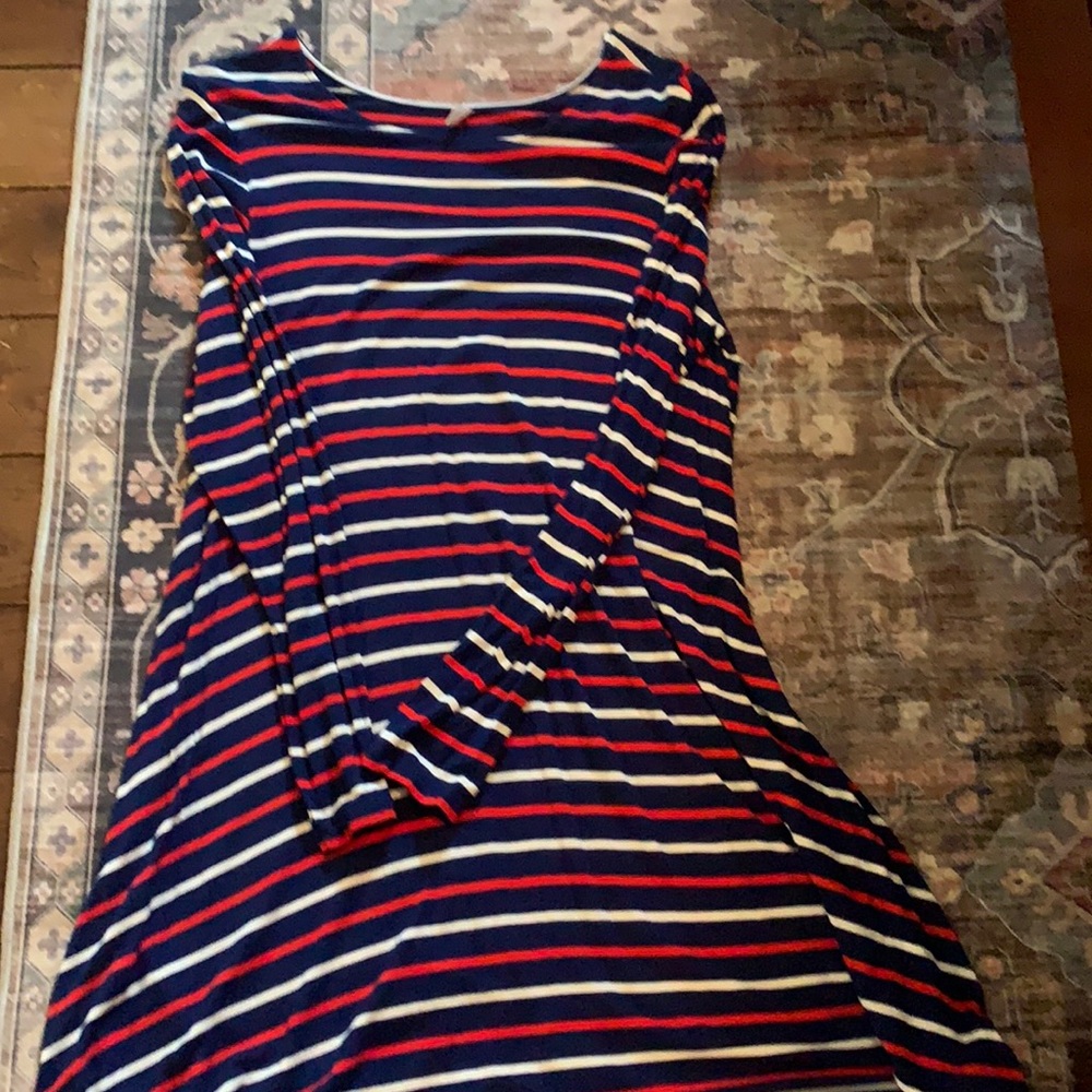 Old Navy Maxi Dress.  Knee length. Navy with white and orange/coral stripes. XL.